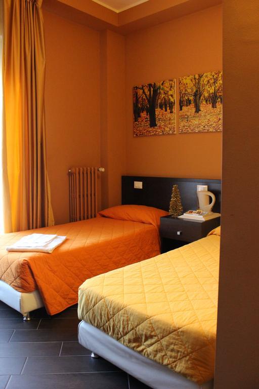 B&B Fanzago Bergamo Bagian luar foto