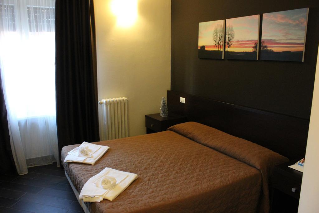 B&B Fanzago Bergamo Bagian luar foto