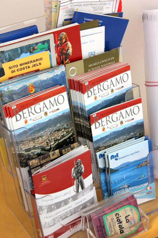 B&B Fanzago Bergamo Bagian luar foto